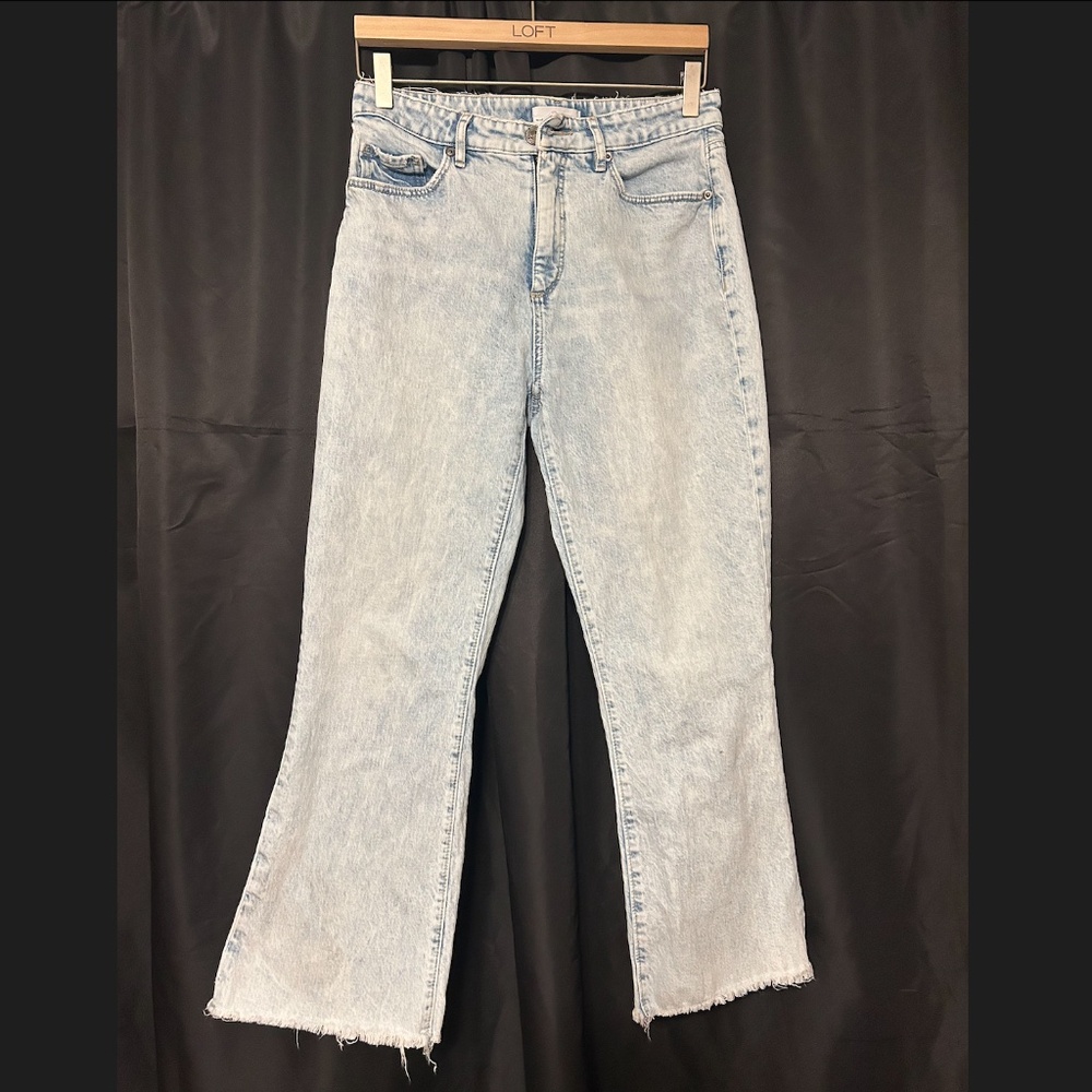 Curvy Kick Crop Jeans